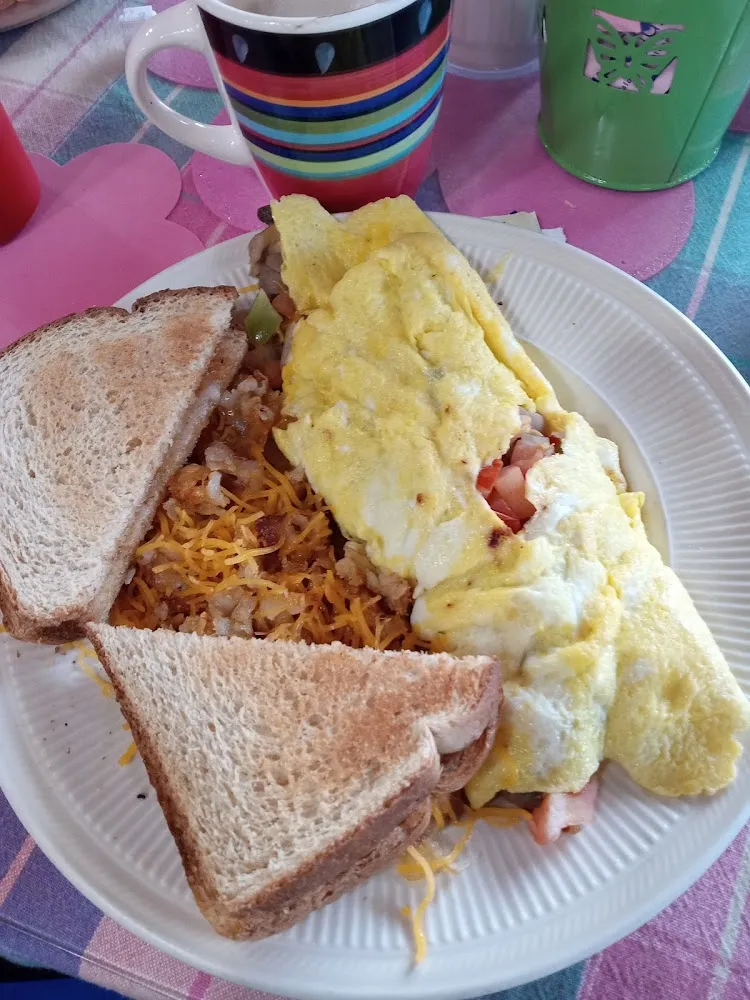 Omelet Hashbrowns Toast